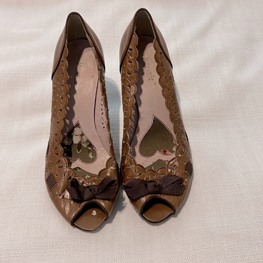 Kensie brown two tone heels - Picture 2 of 5